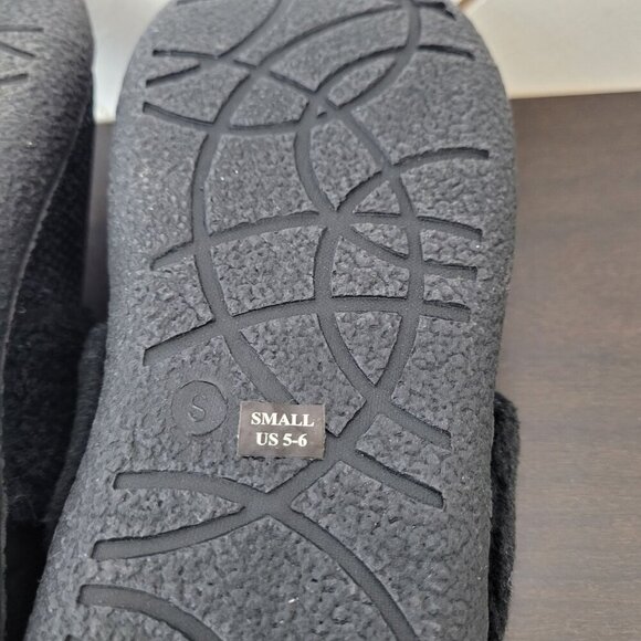 NEW Easy Spirit Womens Size 5-6 S Faux Fur Lined Slip-On Slippers Sparkle Black - Picture 6 of 8